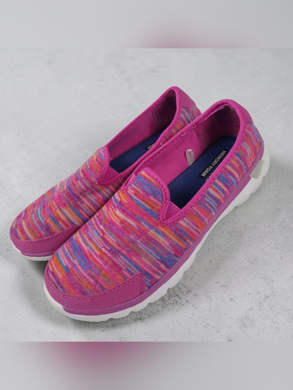 danskin Women's Size 10 Memory Foam Slip On Casual Wear Sneakers